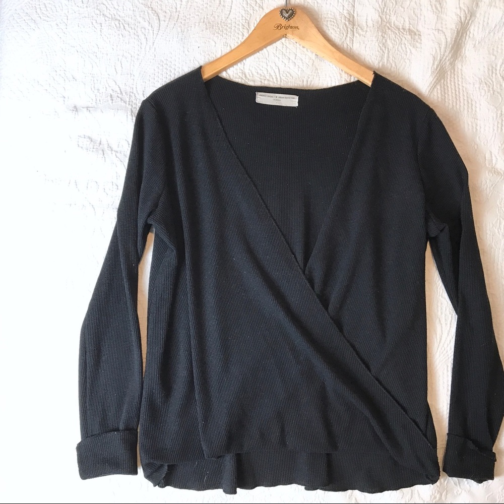 Project Social T ▪️ URBAN OUTFITTERS Wrap top